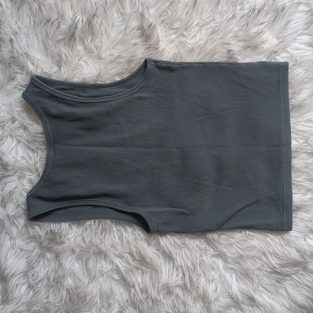 TLF Essential Ribbed Tank Top Medium - Picture 7 of 7